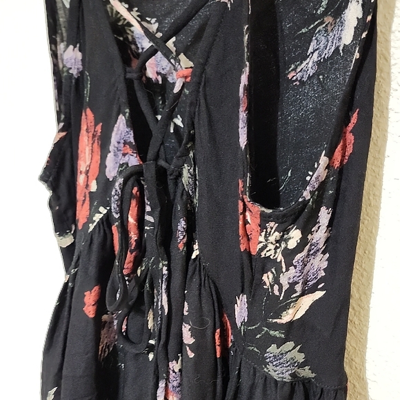 Floral Black Dress - Picture 12 of 12